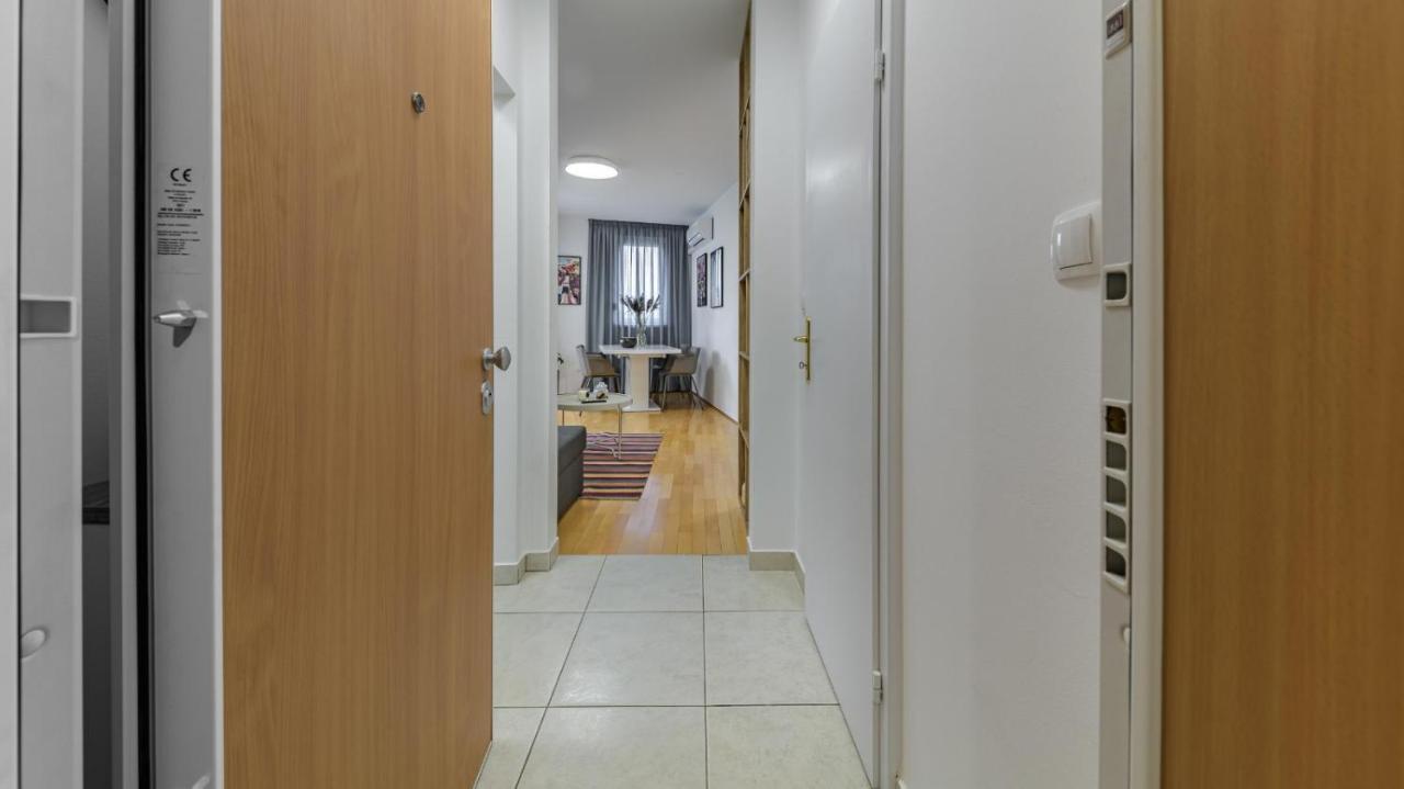 Aurelia'S Stylish Place With Free Parking Zagabria Esterno foto